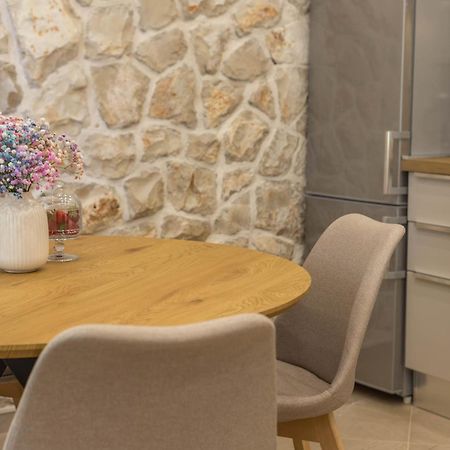 Apartment Zastupac 8761A Hvar Town Exterior photo