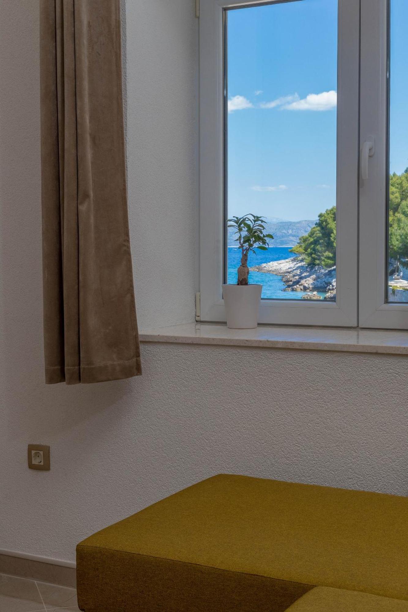 Apartment Zastupac 8761A Hvar Town Exterior photo